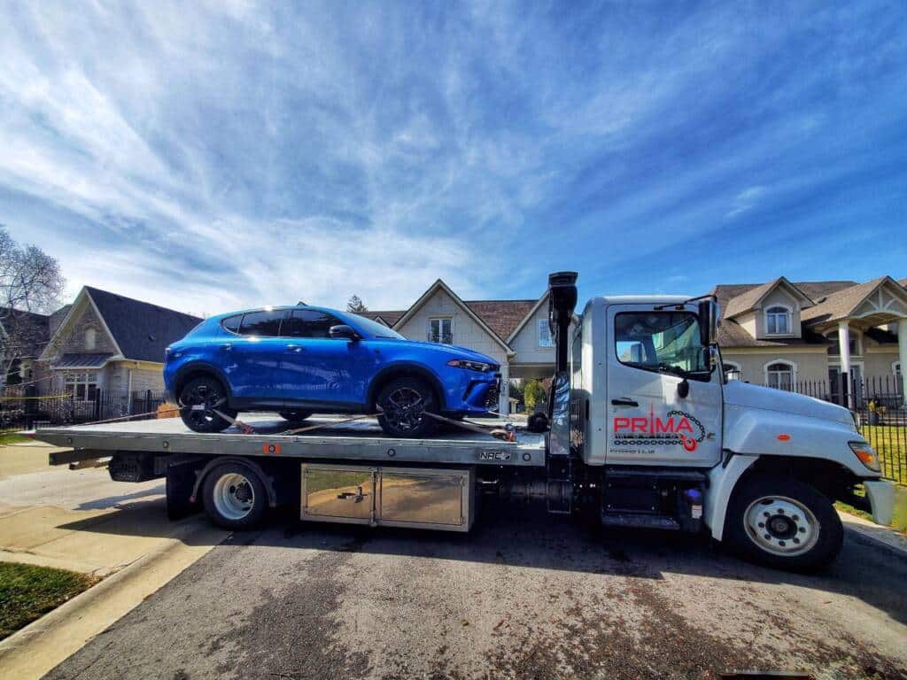 bluecarhasflatbed